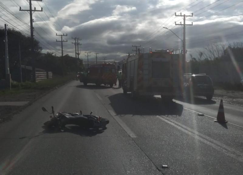 Motociclista fica ferido após colisão em Imbituba  