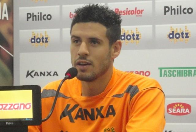 Satisfeito com estreia, Maylson projeta primeira vitória com a camisa do Tigre