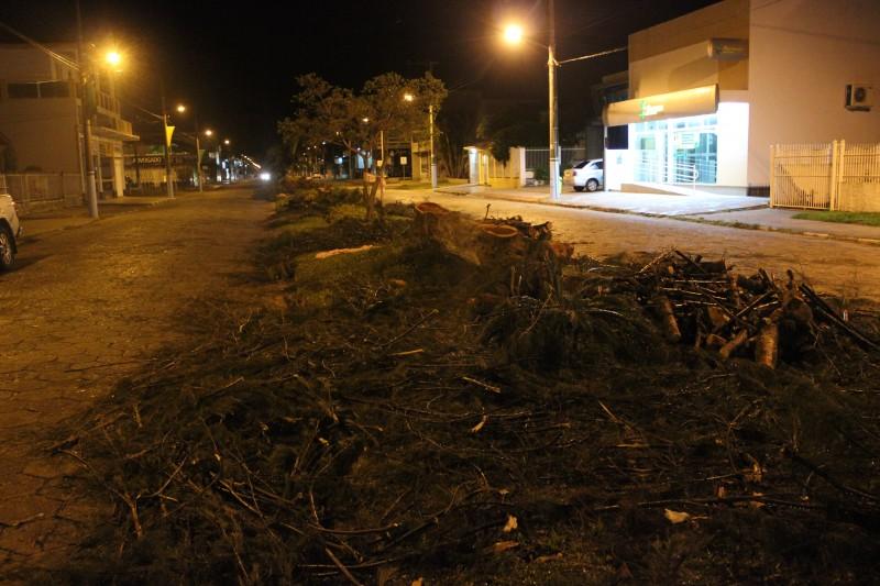 Processo de revitalização avança em avenida do Balneário Rincão