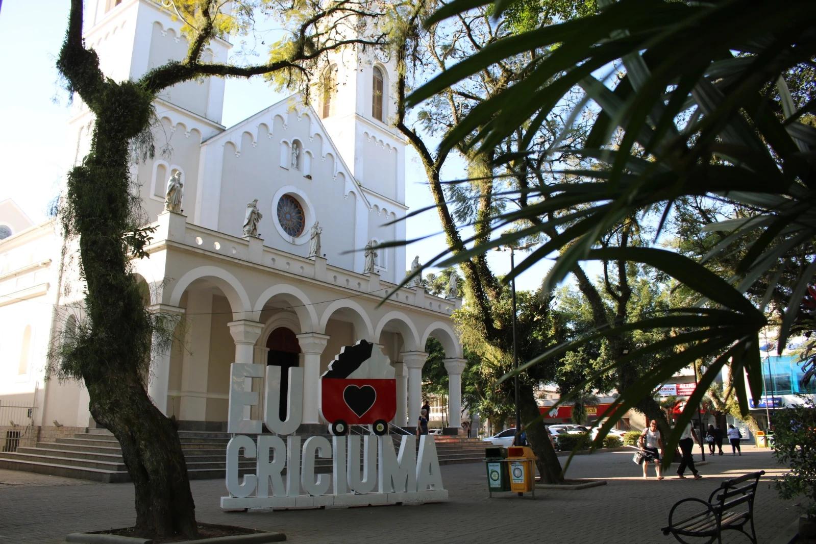 Abril Verde e Amarelo: Dia D de mobilização da campanha acontece neste sábado, em Criciúma