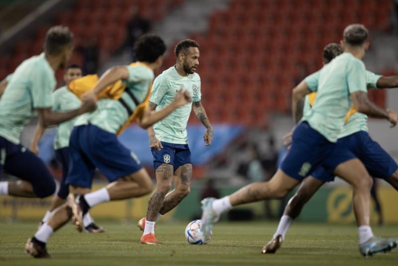 Com Neymar recuperado, Brasil enfrenta Coreia do Sul pelas oitavas da Copa do Mundo