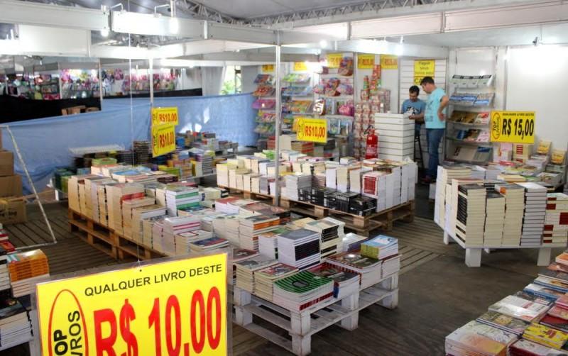 Feira do Livro de Criciúma começa na quarta-feira