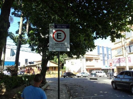 Estacionamento rotativo funcionará aos sábados