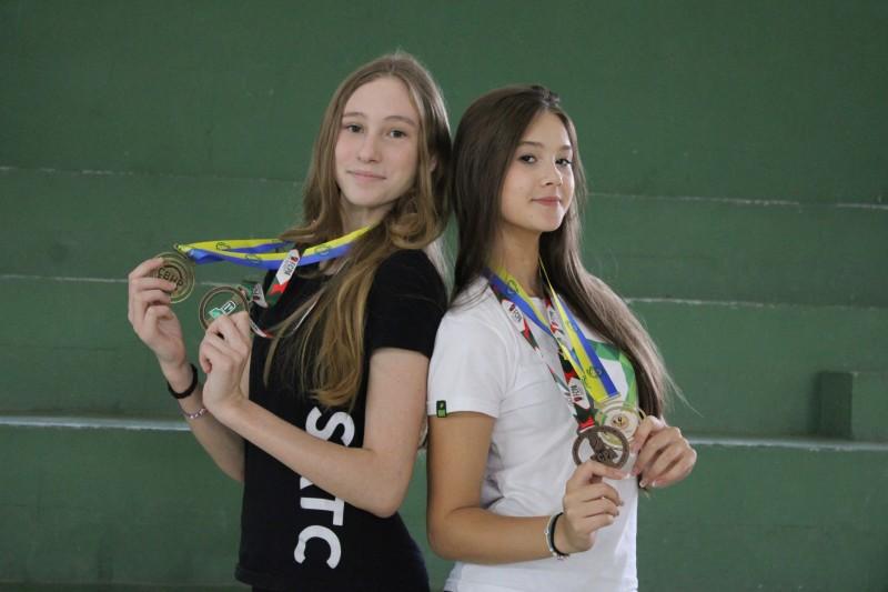 Alunas do Colégio Satc conquistam medalhas no Campeonato Catarinense de Patinação Artística 