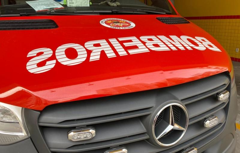 Motociclista é encaminhada inconsciente ao hospital após se envolver em acidente em Criciúma