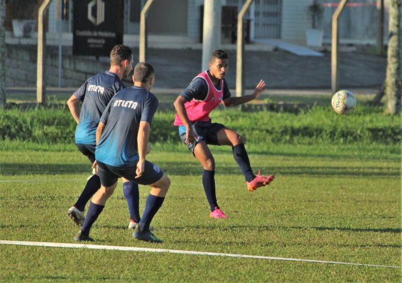 Caravaggio enfrenta o Próspera em jogo-treino