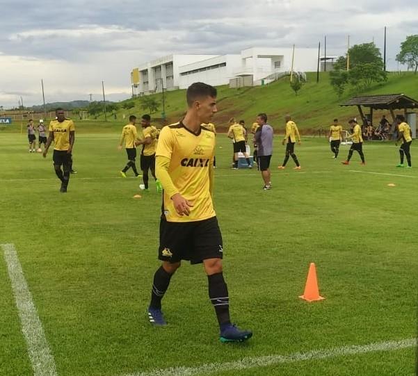 Zé Augusto já treina com o Tigre
