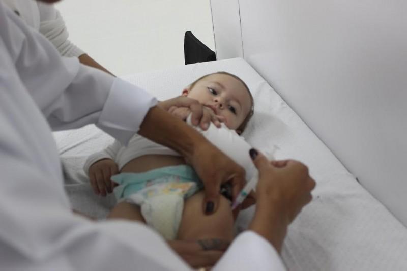 Vacinação da gripe é disponibilizada para toda população
