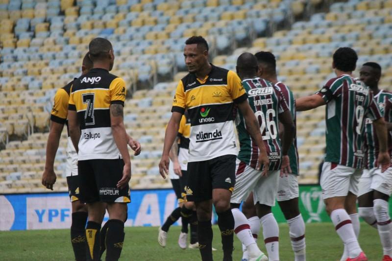 Criciúma não segura vantagem, perde para o Fluminense e acaba eliminado da Copa do Brasil 