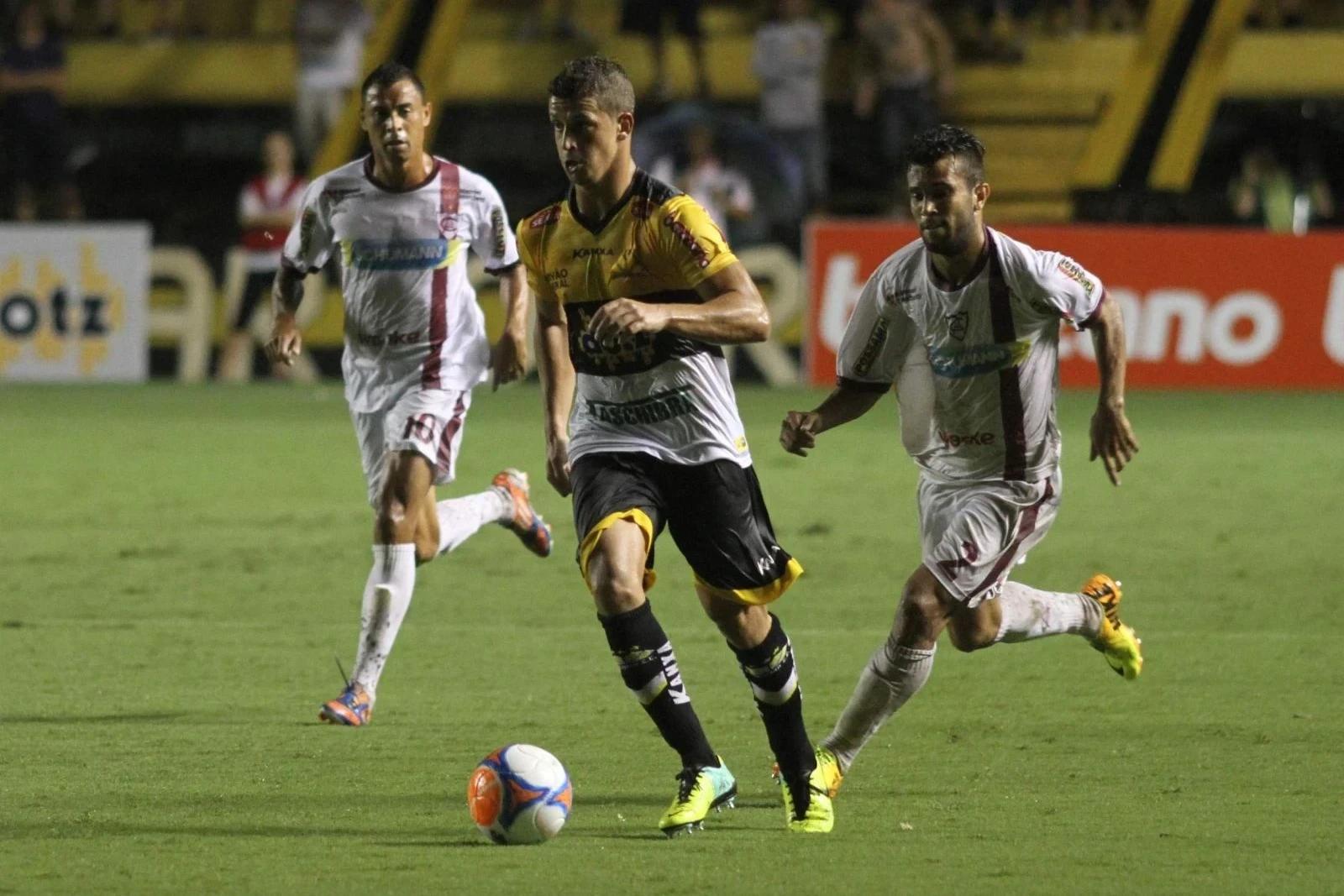 Lembra deles? Ex-jogadores do Tigre defendem Caravaggio na Série B do Catarinense