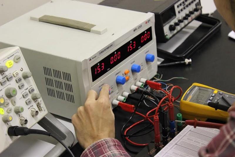 Engenharia Elétrica da Satc está no Guia do Estudante