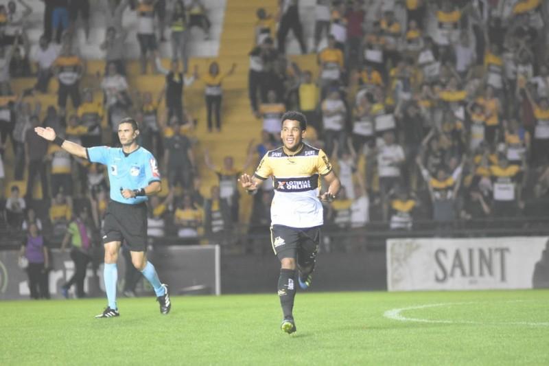 Vitor Feijão tem 10 jogos para alcançar objetivo pessoal