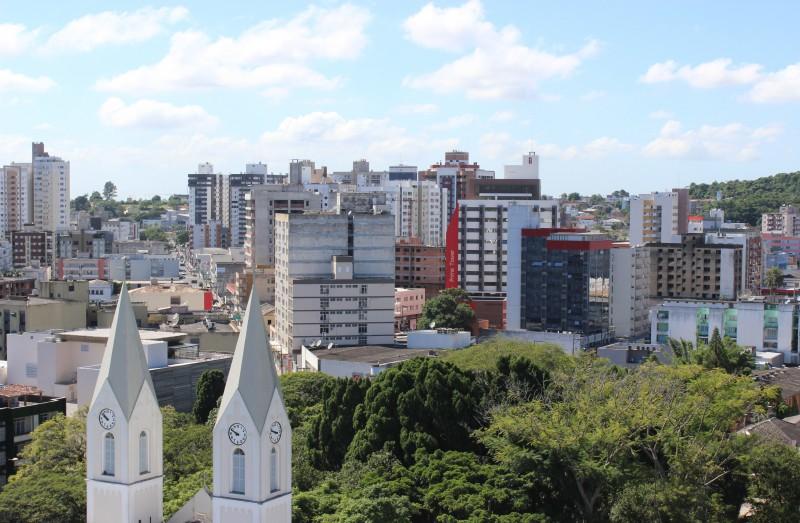 Criciúma lidera geração de empregos na Amrec em março