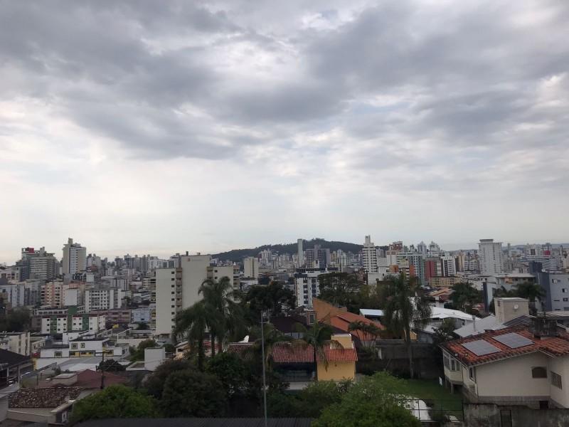 Clima: semana terá sol, frio e chuva na região carbonífera
