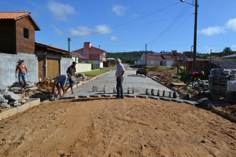 Ruas pavimentadas no bairro Cristo Rei, em Cocal do Sul 