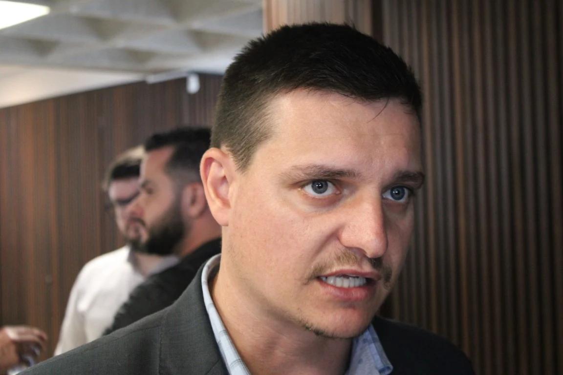 Prefeito de Treviso solicita audiência com secretário de Estado após anúncio de fechamento de mina