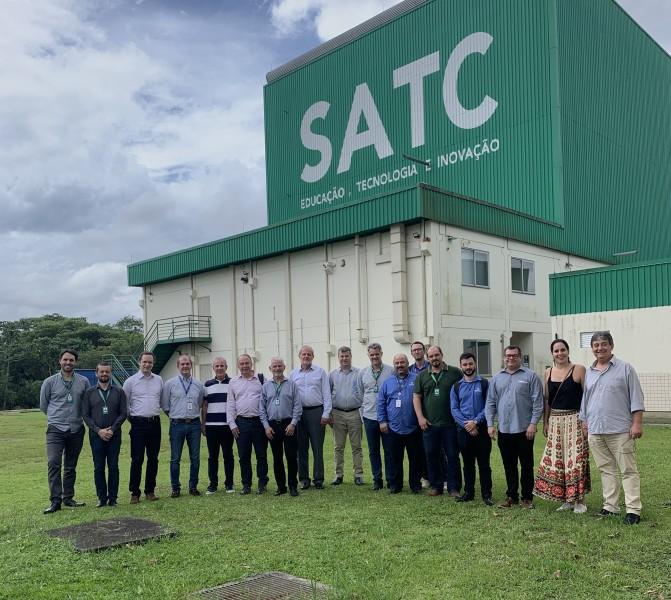 Diretores da Finep visitam projetos de pesquisa desenvolvidos pelo Centro Tecnológico Satc 