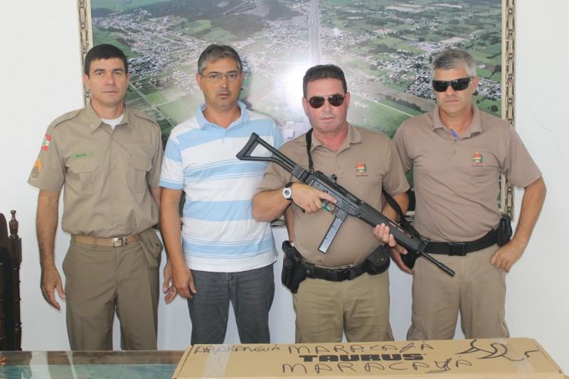 Polícia Militar de Maracajá recebe novo armamento  