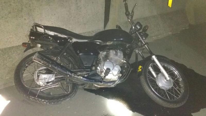 Caroneira de motocicleta morre em acidente na BR-101
