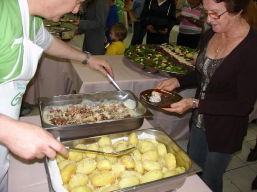Bairro da Juventude recebe Delícias das Carnes Brancas
