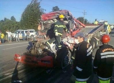 Colisão envolve caminhões, resulta em morte e congestiona trânsito em Palhoça