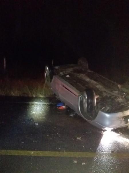 Capotamento na Rodovia Genésio Mazon deixa quatro feridos 