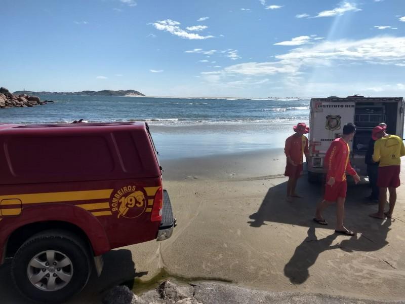 Homem de 31 anos morre afogado em Laguna