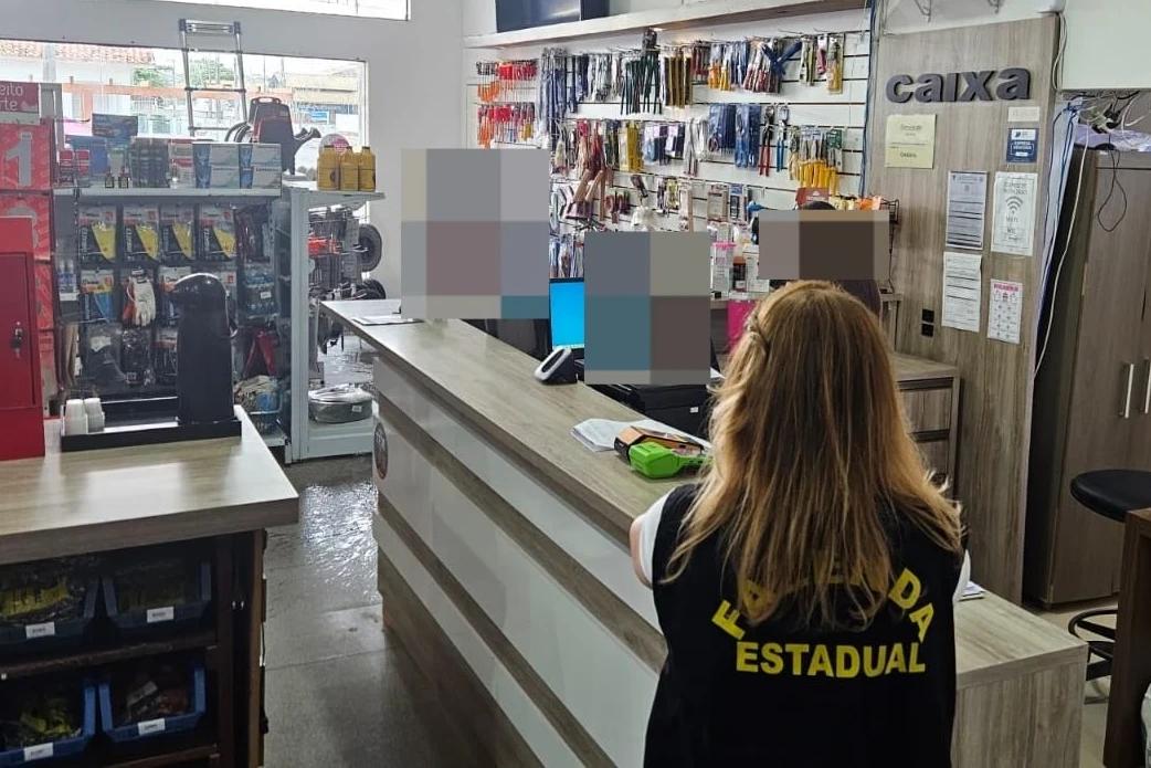 Operação encontra irregularidades em 11 estabelecimentos em Içara e Balneário Rincão