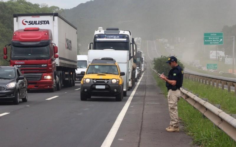 PRF realiza operação pré-carnaval e flagra número recorde de motoristas embriagados