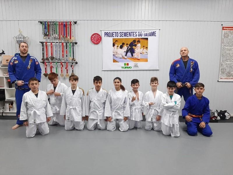 Turvo: jiu jitsu se torna mecanismo de desenvolvimento integral