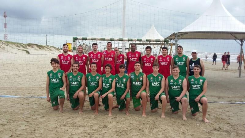 Equipe de handebol da Satc garante bons resultados em 2017