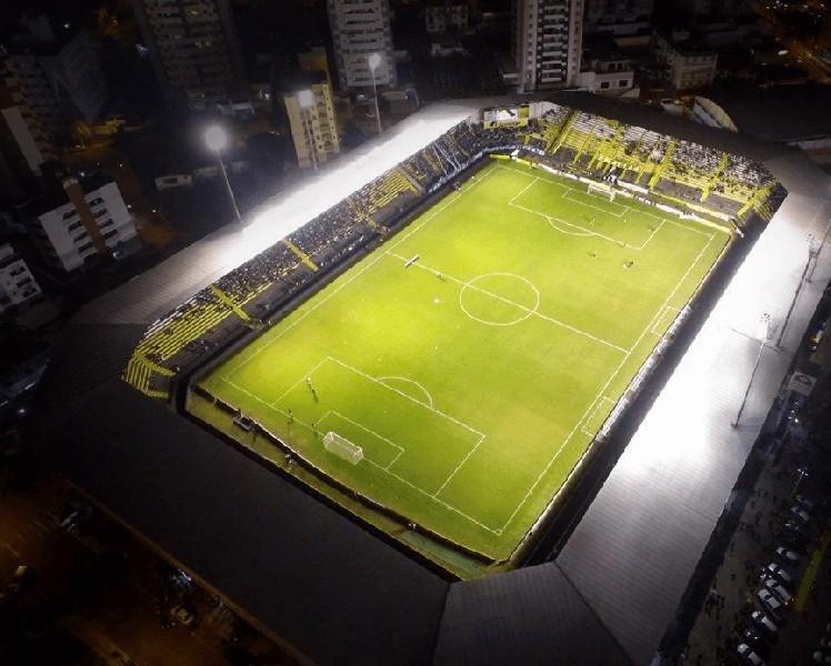Com a presença de ex-presidentes e lançamento de camisa comemorativa, Criciúma celebra 75 anos 