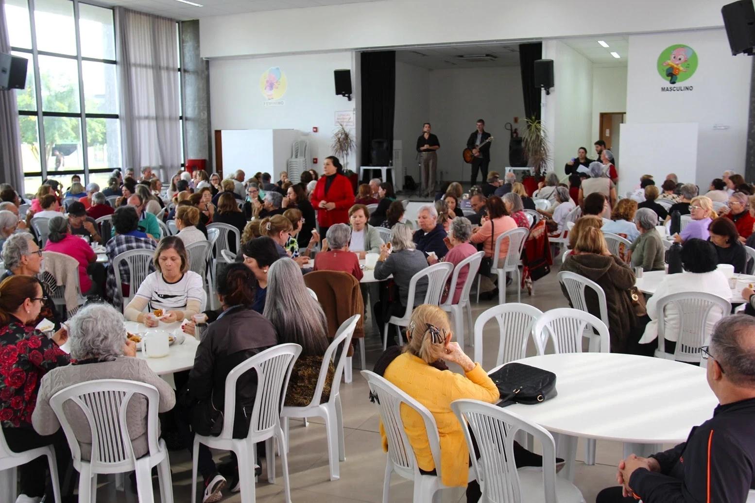 Afasc promove palestras de conscientização contra a violência à pessoa idosa
