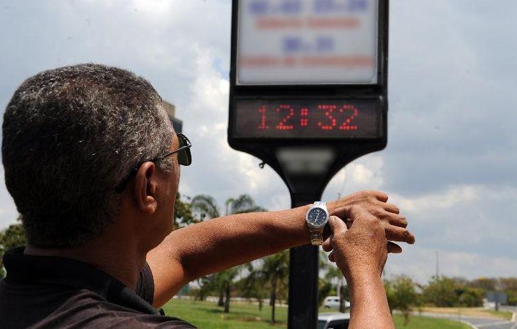 Horário de verão é adiado por causa do Enem 