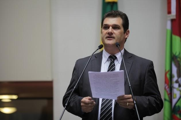 Projeto que propõe acesso gratuito de ex-atletas em estádios é aprovado