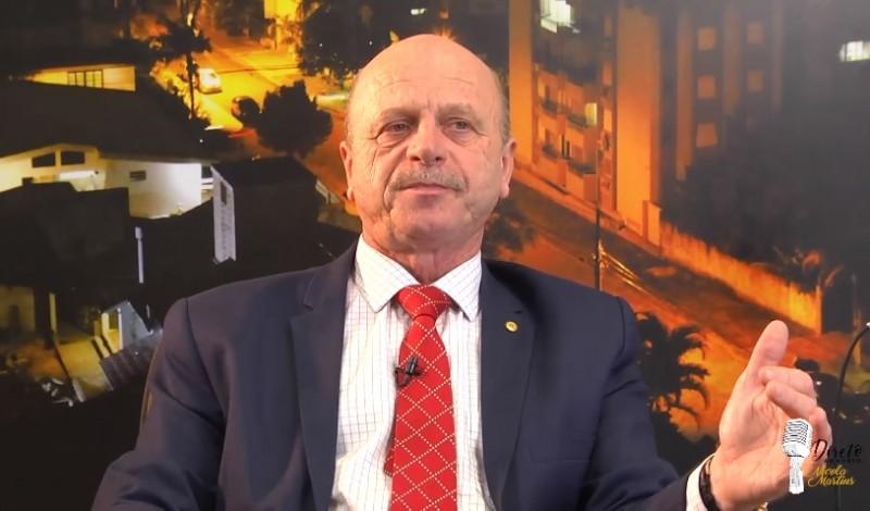 "São lobos em pele de cordeiro", diz Benedet sobre lideranças sindicais