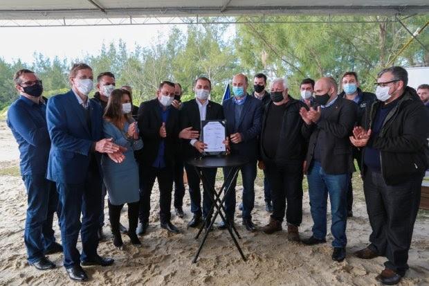 Governador celebra convênio para o desassoreamento do canal da Barra do Camacho e lança o SC Mais