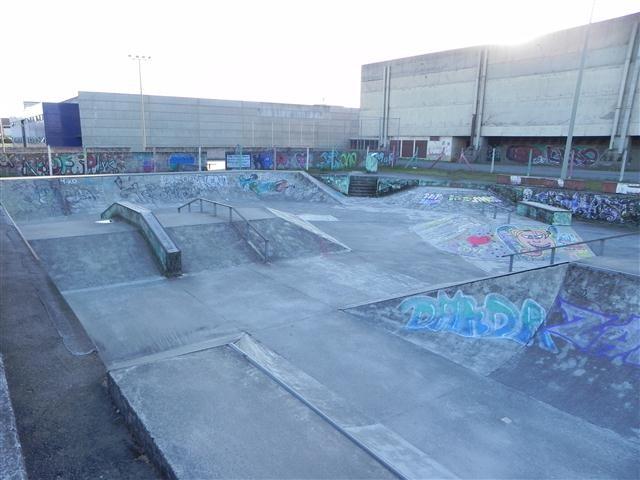 Pista de skate: atletas insatisfeitos e patrimônio esquecido