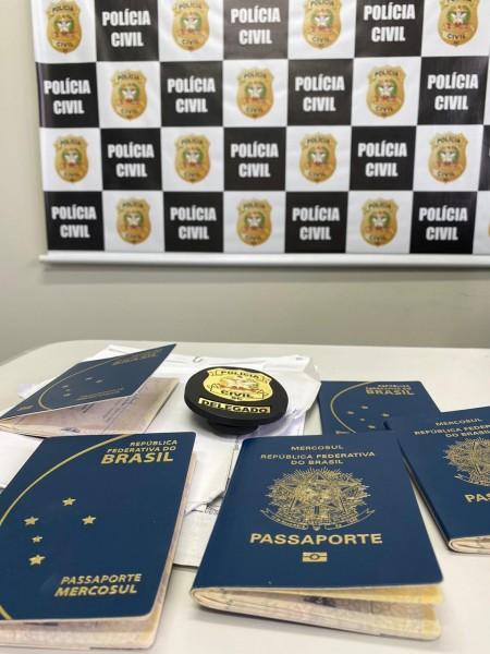 Fingindo ser juiz ou advogado, homem aplicava golpe em pessoas interessadas em ter visto americano