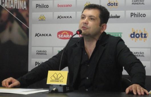Página Virada: Tigre admite interesse em Zé Carlos 