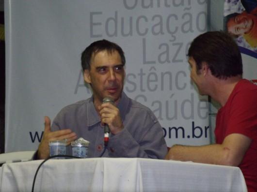 Ex-titã Arnaldo Antunes fala sobre canções e literatura