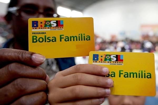 Caixa começa a pagar nesta terça-feira o décimo terceiro do Bolsa Família 