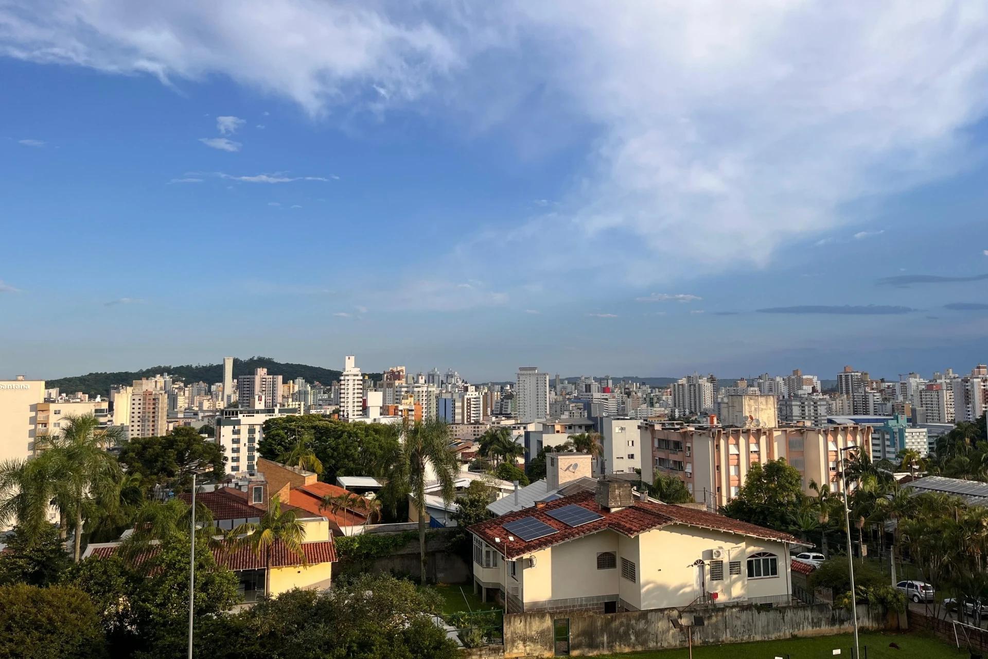 Sul de Santa Catarina foi a região mais quente do estado nesta terça-feira