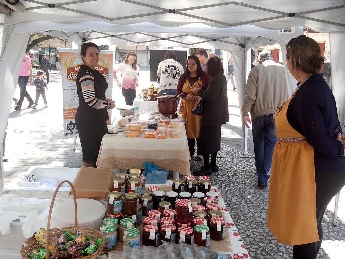 Feira Livre Virtual recebeu público em exposição e degustação de produtos