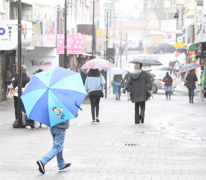 Climatologista alerta para possibilidade de alagamentos na Amesc 