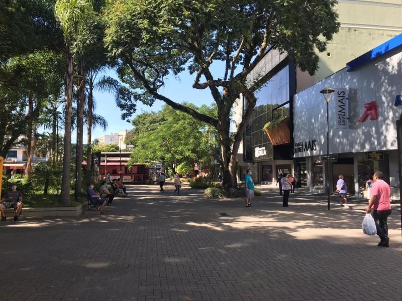 Comércio de Criciúma pode abrir as portas no feriado de Tiradentes sem despesas adicionais