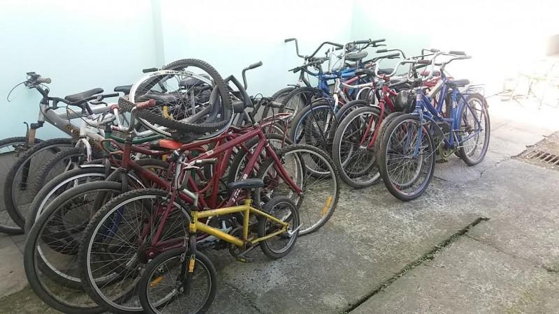 Polícia descartará bicicletas abandonadas na próxima semana