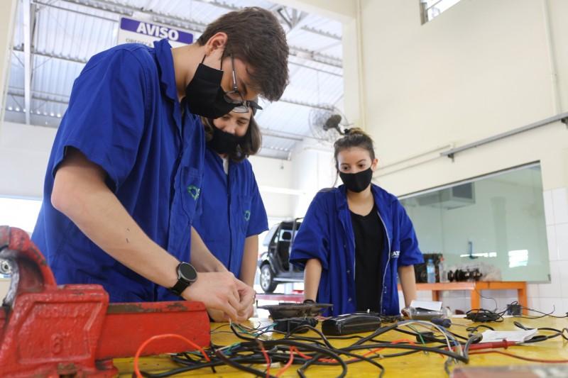 Ensino técnico da Satc completa 58 anos formando profissionais 