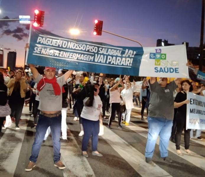 Justiça determina que Sindisaúde pague multa caso realize greve nesta sexta-feira, em Criciúma