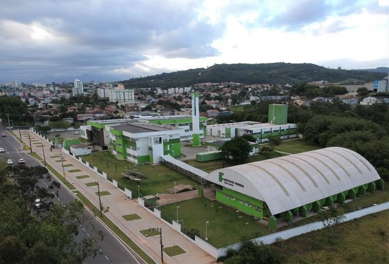 Últimos dias para se inscrever em cursos técnicos do IFSC